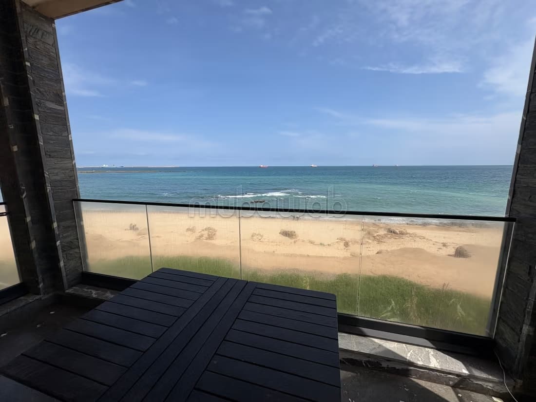 Villa de 4 chambres meublée pieds dans l’eau