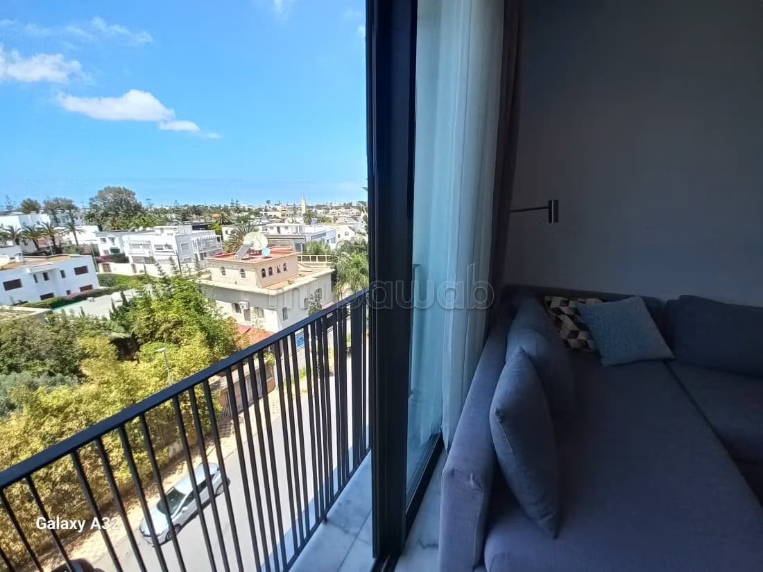 Très bel appartement en location à Oasis. Surface de 60 m². ...