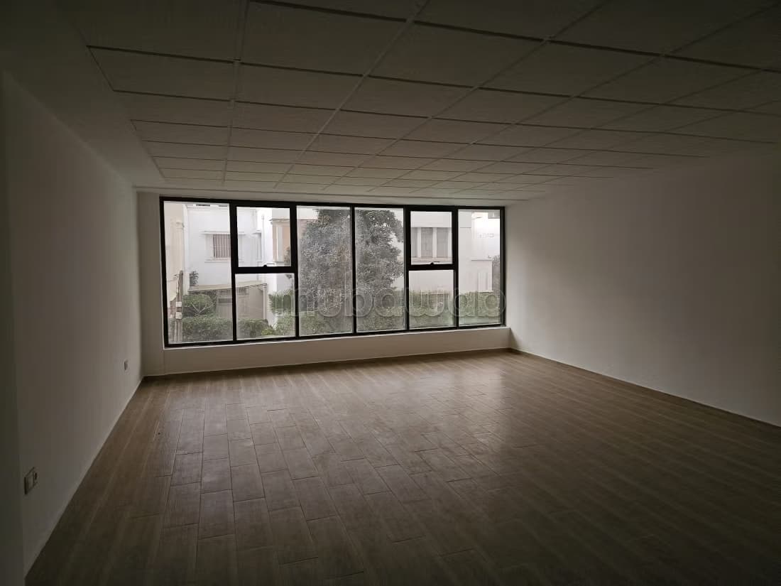 Bureau en location à Maamora. Surface totale 50 m²