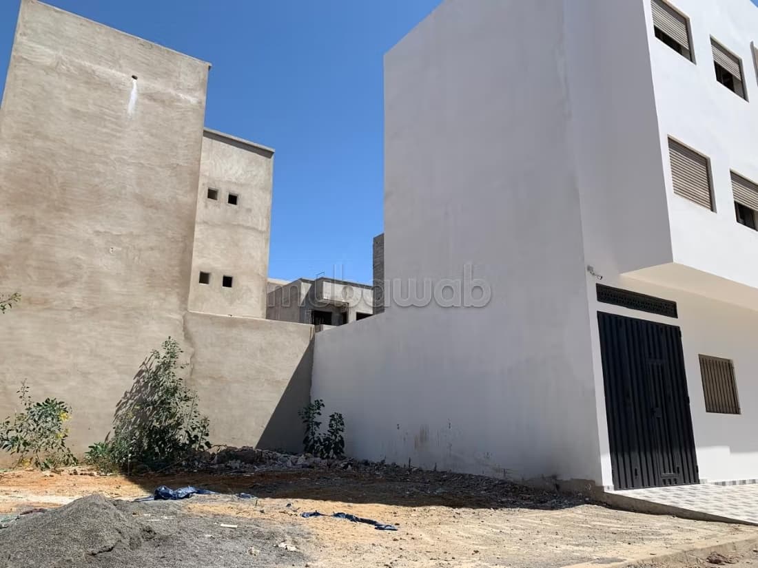 Terrain R2 titré à vendre à Sala al jadida