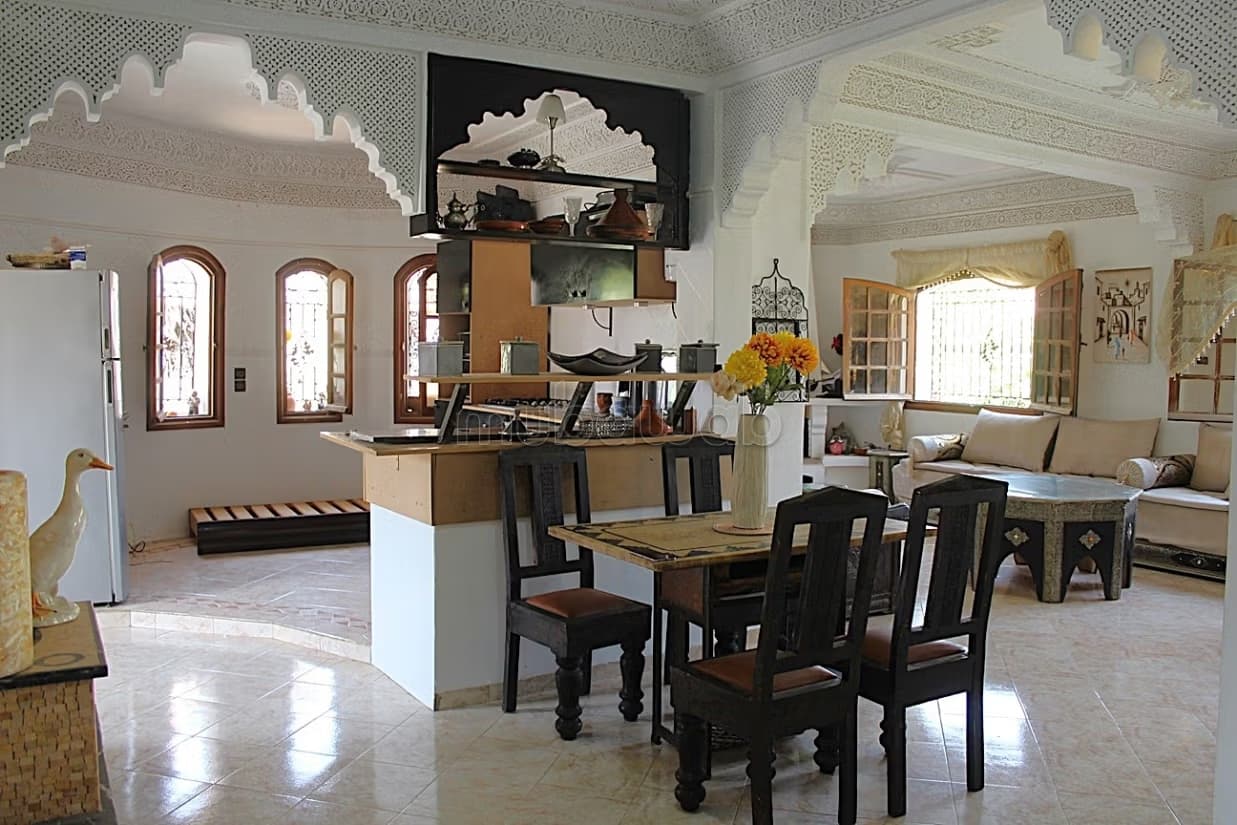 Etage de villa a Louer quartier Riad Salam