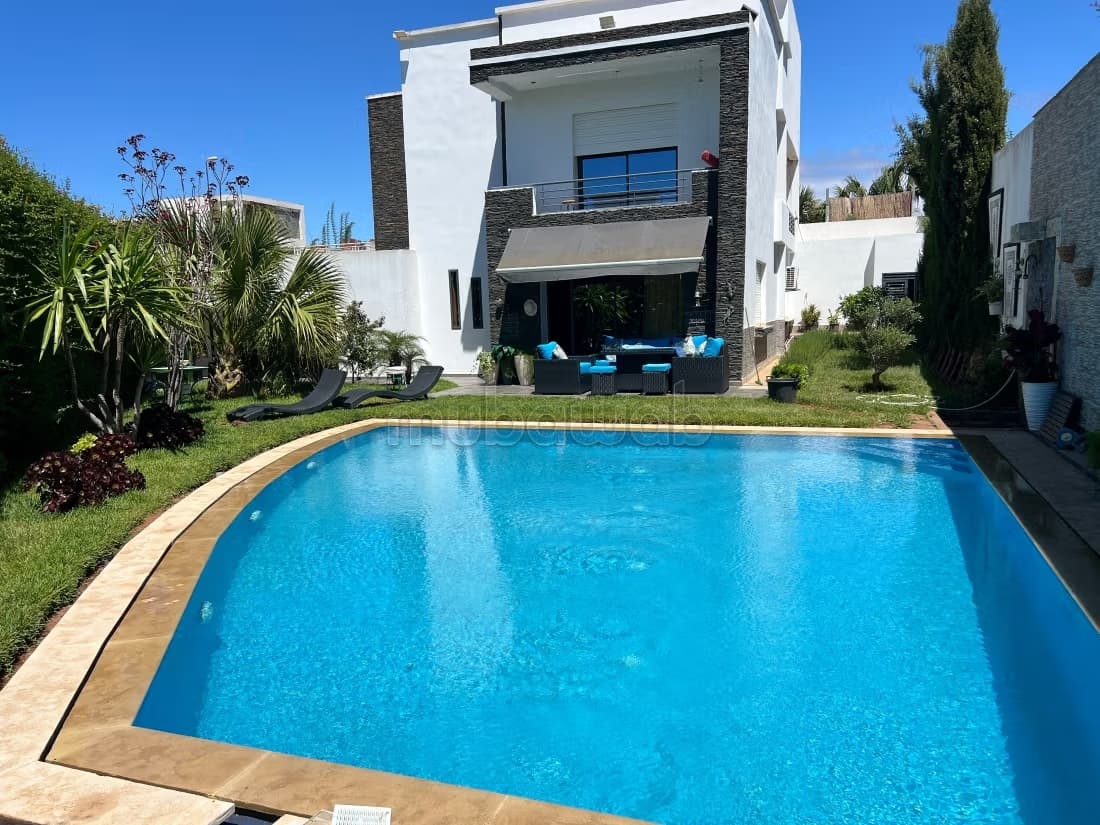Somptueuse villa à vendre à El Hadadda. 5 belles chambres. J...