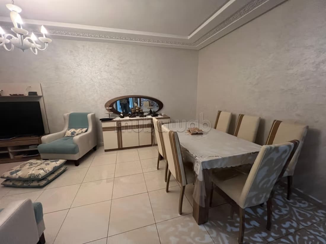 Grand Appartement de 120 m² Spacieux et Lumineux