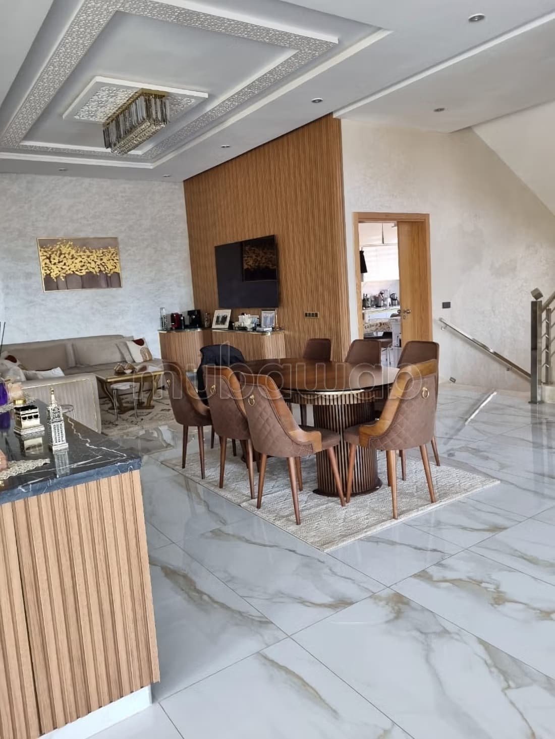 Villa de Prestige à Vendre à Agdal avenue Mohamed VI Marrak...