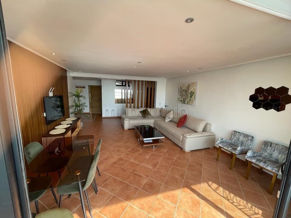 Bel Appartement à Vendre à la Baie Panoramique de Tanger