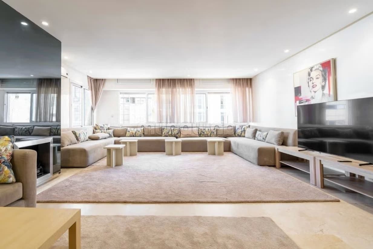 A vendre un bel Apparemment au Triangle d’or