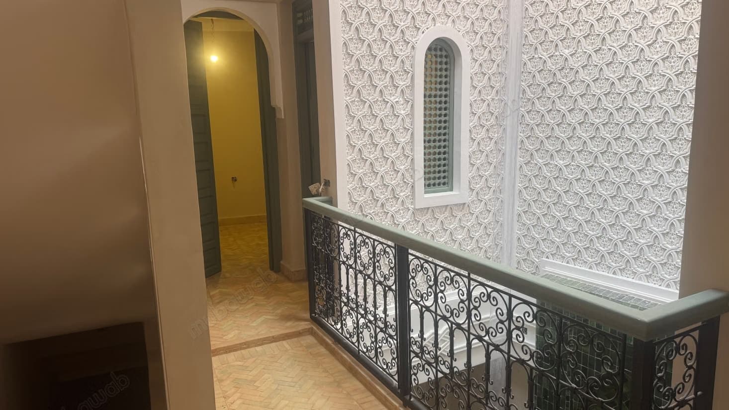 Riad rénové 3 chambres et bassin à Mouassine