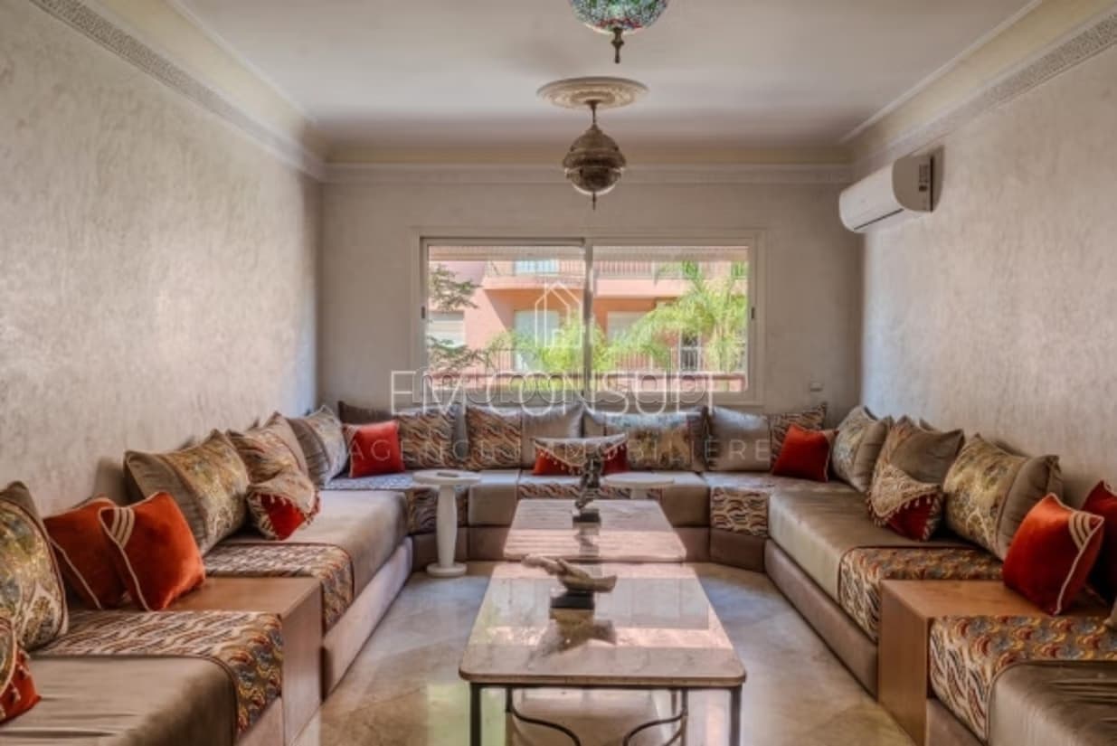 VENTE Appartement 2 chambres 110 m2 Camp el Ghou