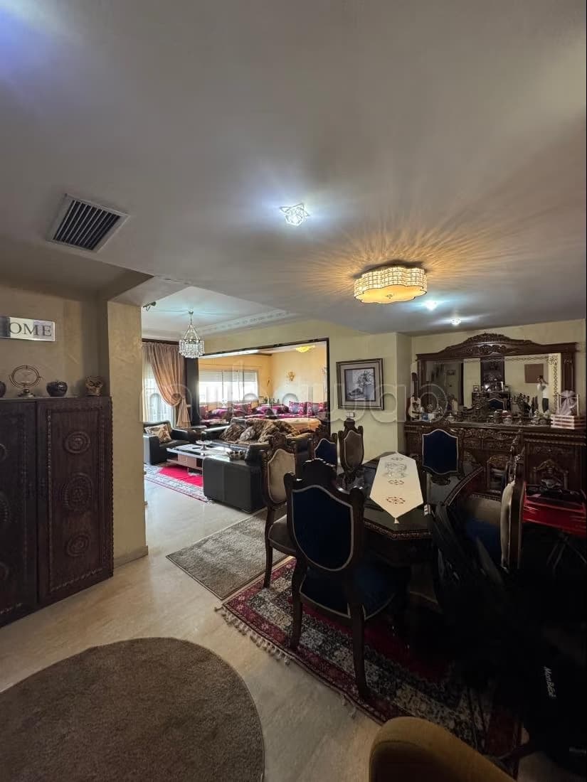 Appartement en vente à Administratif. 4 chambres agréables...