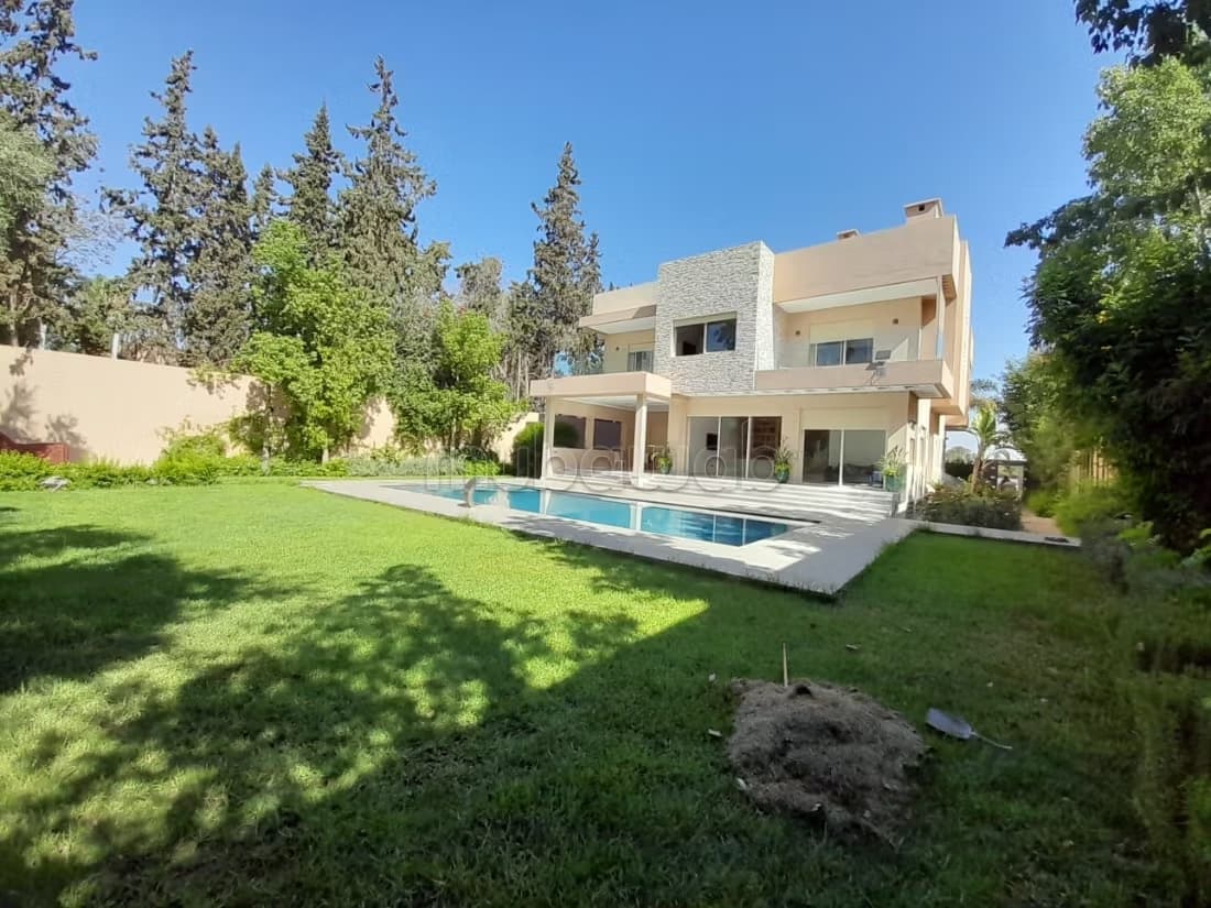 Villa Contemporaine Semi Finie à Vendre à Targa – Marrakech...