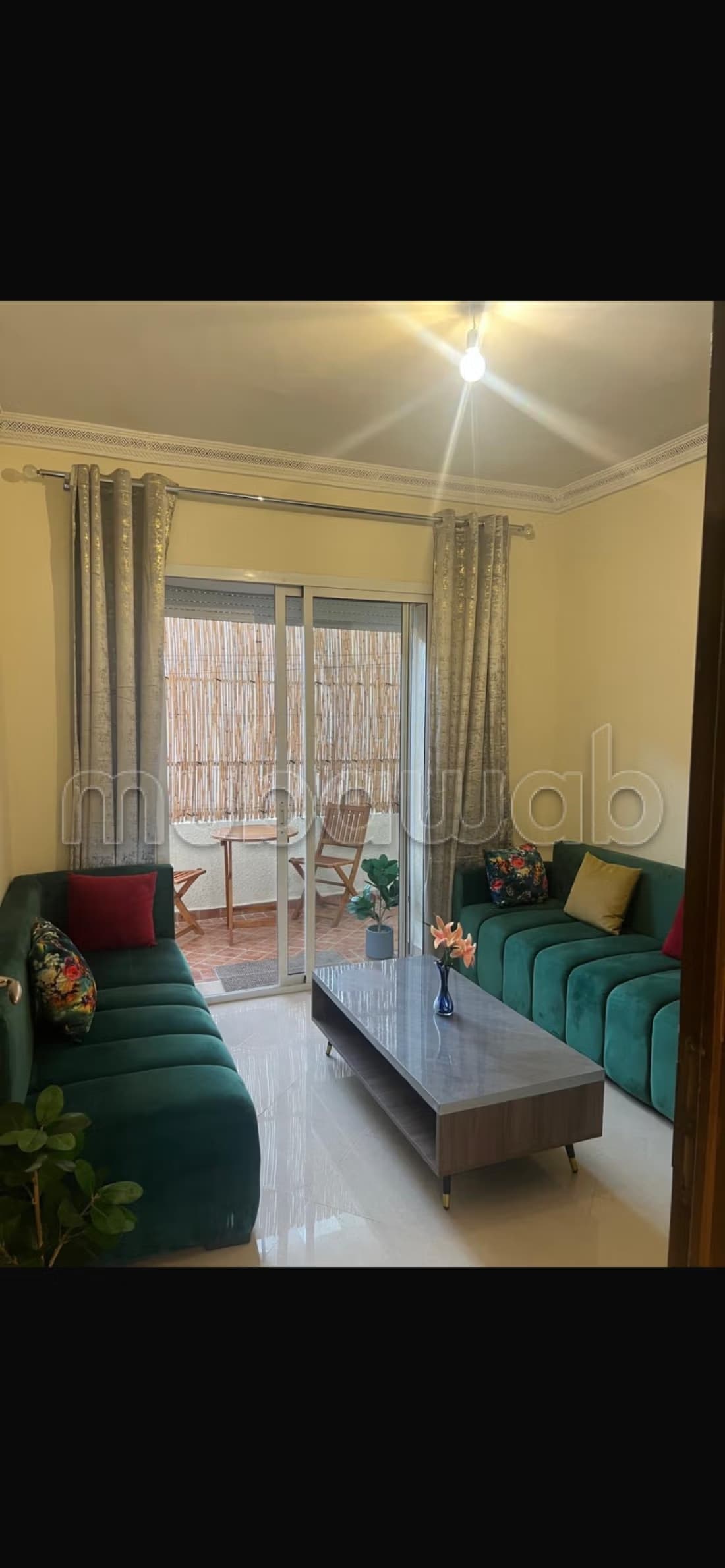 Bel appartement à louer à côté de tgv Chambre. Armoires