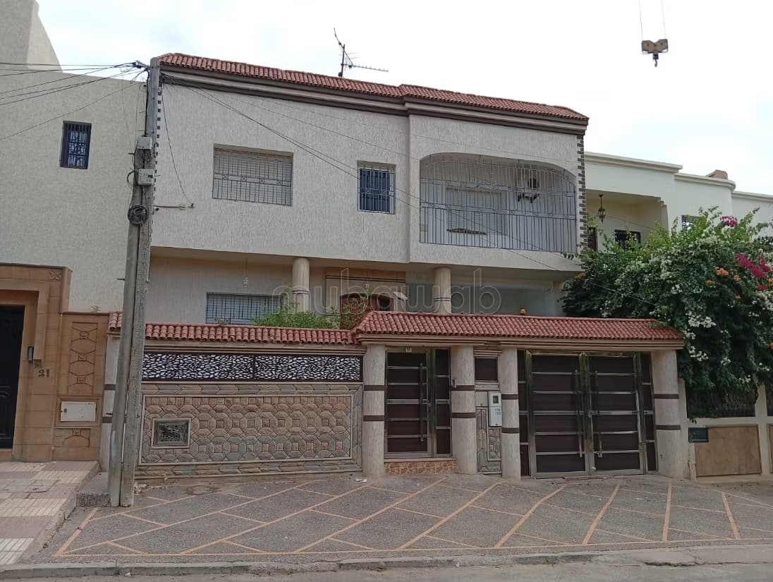 Villa à vendre à Hay ennahda