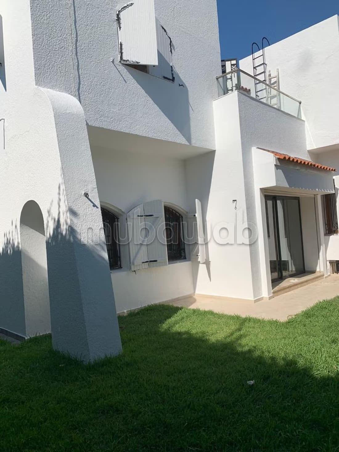 Belle villa en location vide, au rdv charme et caractère a n...
