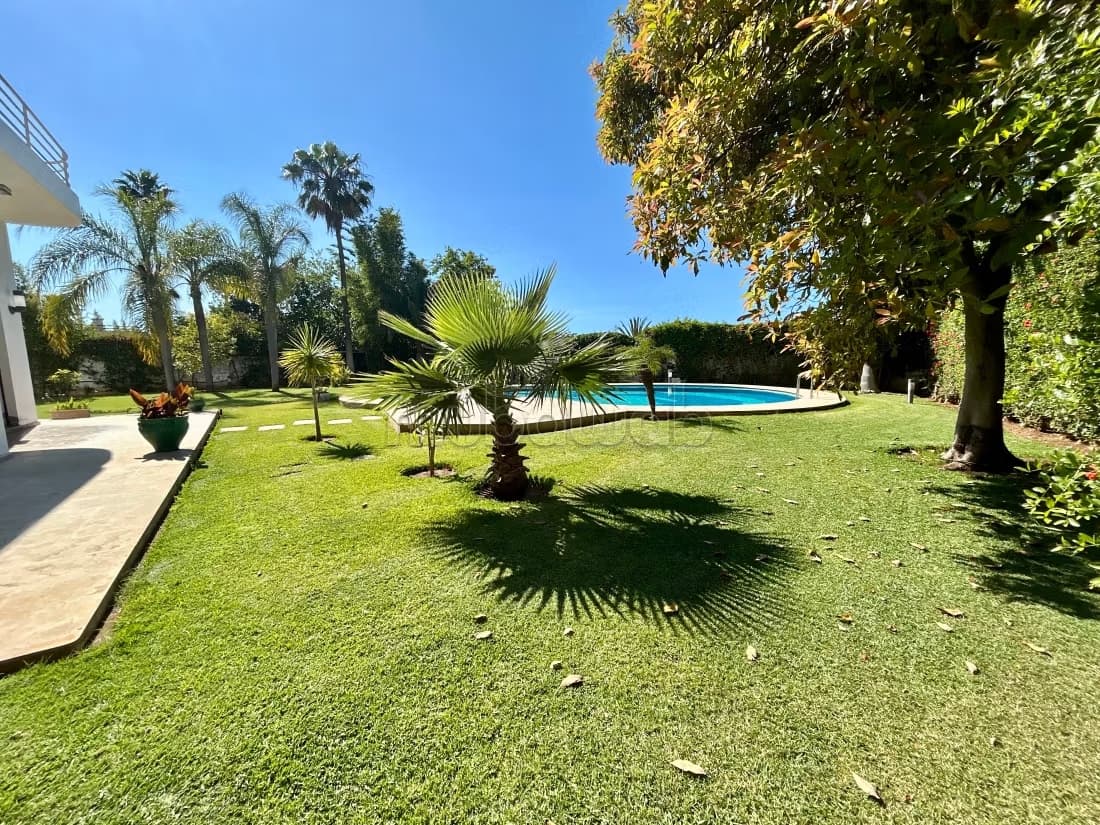 Magnifique villa a vendre Rabat souissi