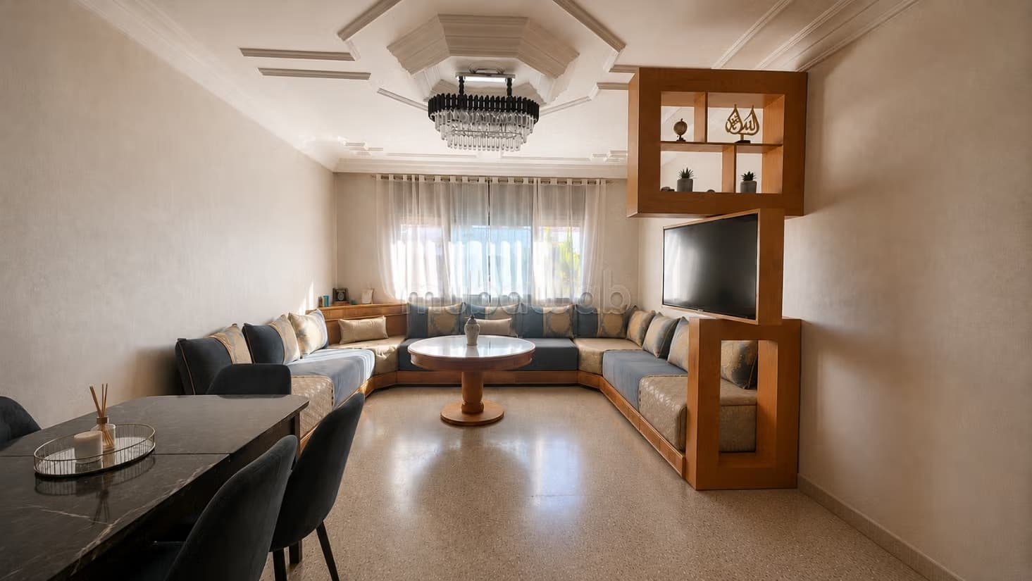 Superbe appartement à louer en plein centre ville. Surface d...