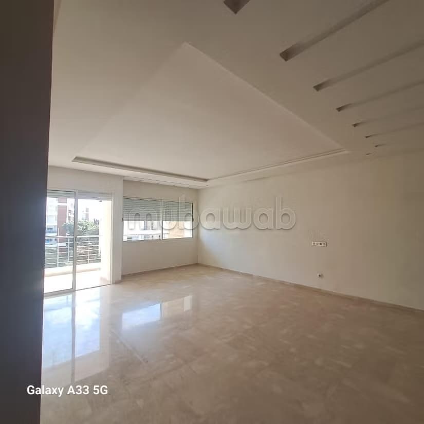 Superbe appartement à louer à Riyad. Superficie 176 m². Doub...