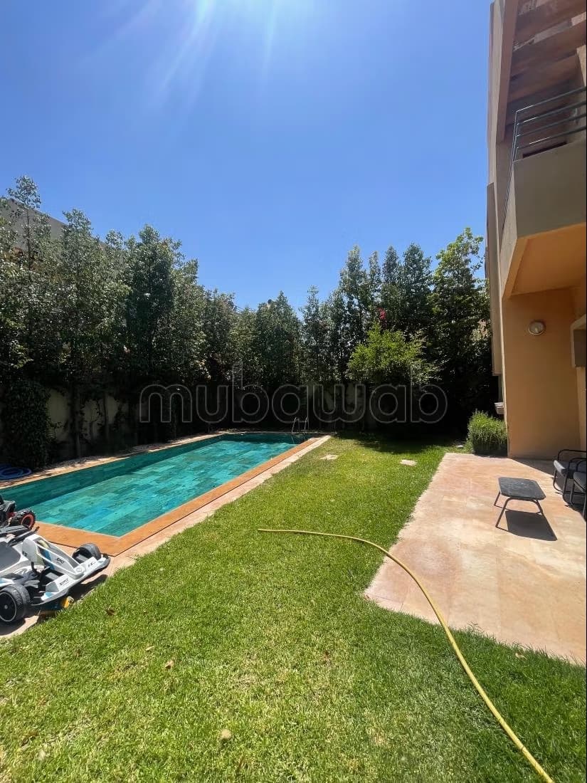 Belle villa avec piscine à louer à Targa – Confort & grands...