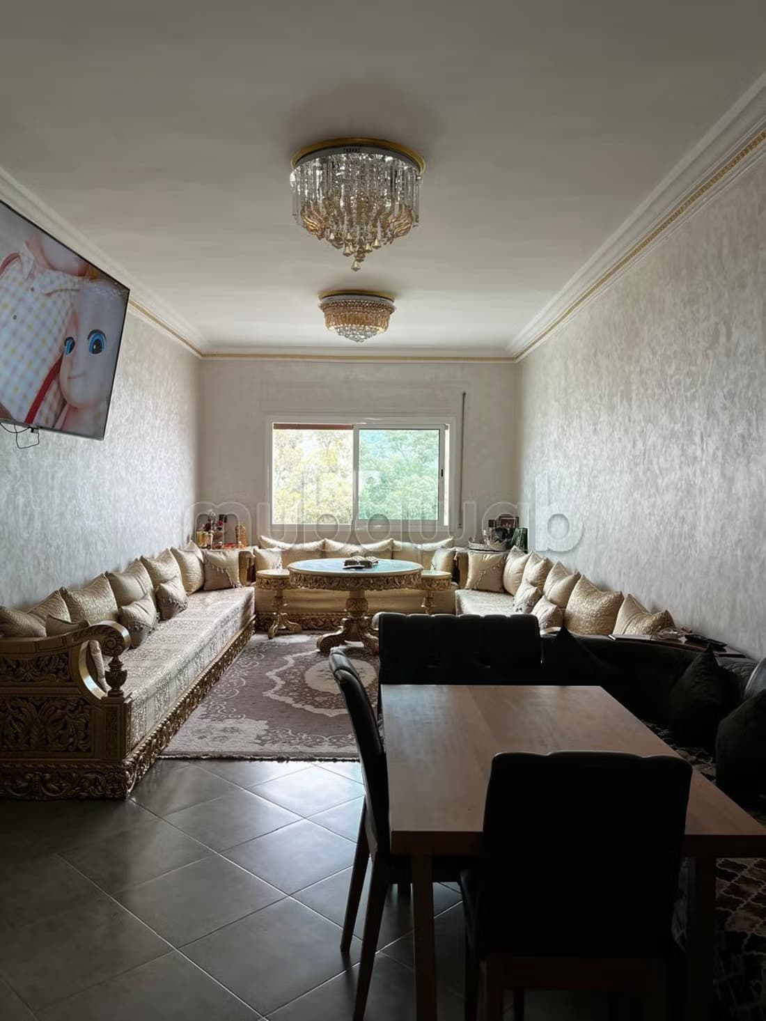 Appartement à louer mensuellement avec 3 chambres et 2 salle...