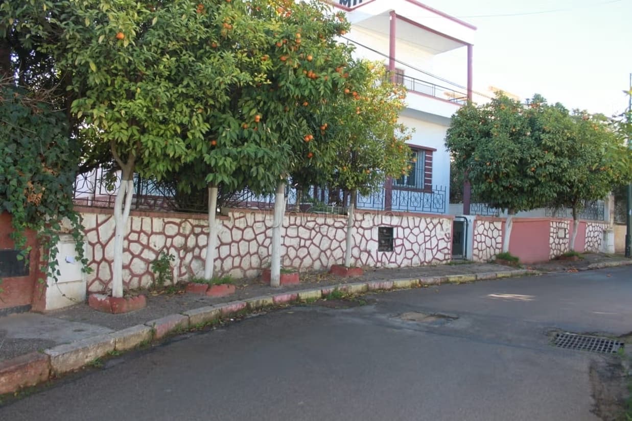 Villa ancien service d’école privée