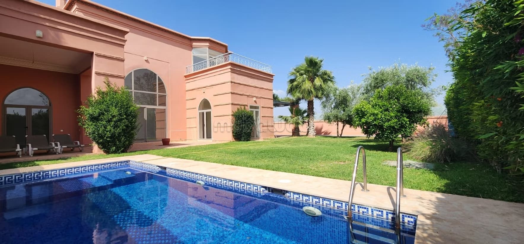 Villa style Boccara à location Longue durée LLD