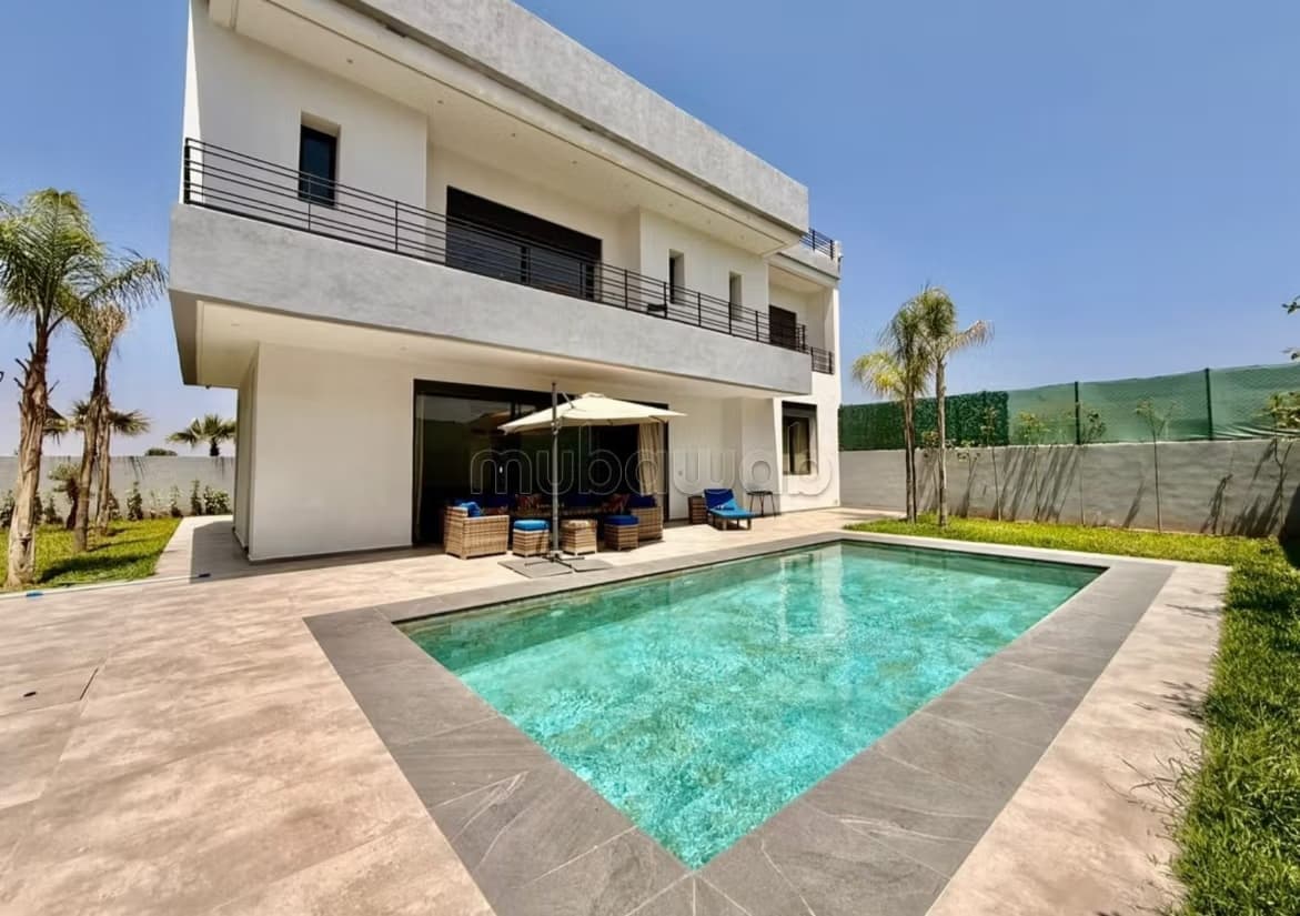 Superbe villa à louer à Agdal. 6 pièces