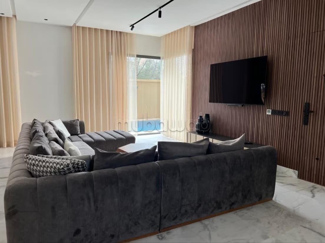 Maison de luxe à vendre à Route Amizmiz. Superficie 250 m²