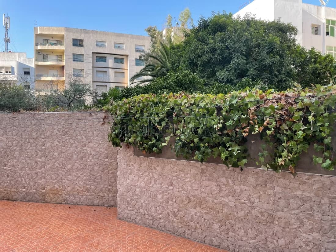 Bel appartement 140 m à louer