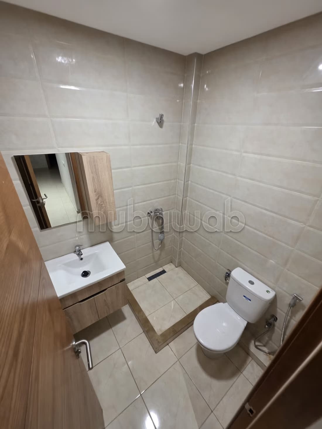 Belle chambre à louer à Ouled Moussa. 1 Pièce. Bien meublé