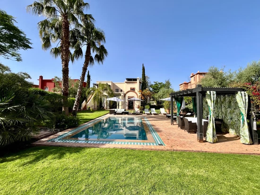 Belle Villa Arabo andalouse vue golf, Marrakech