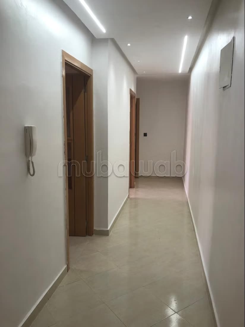 Appartement en location à Nassim. Superficie 65 m². Concierg...