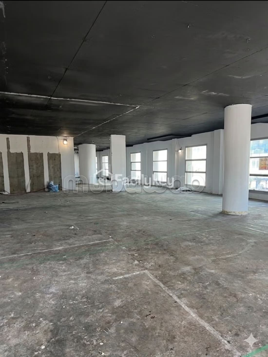 Bureau de 662 m² à Casablanca