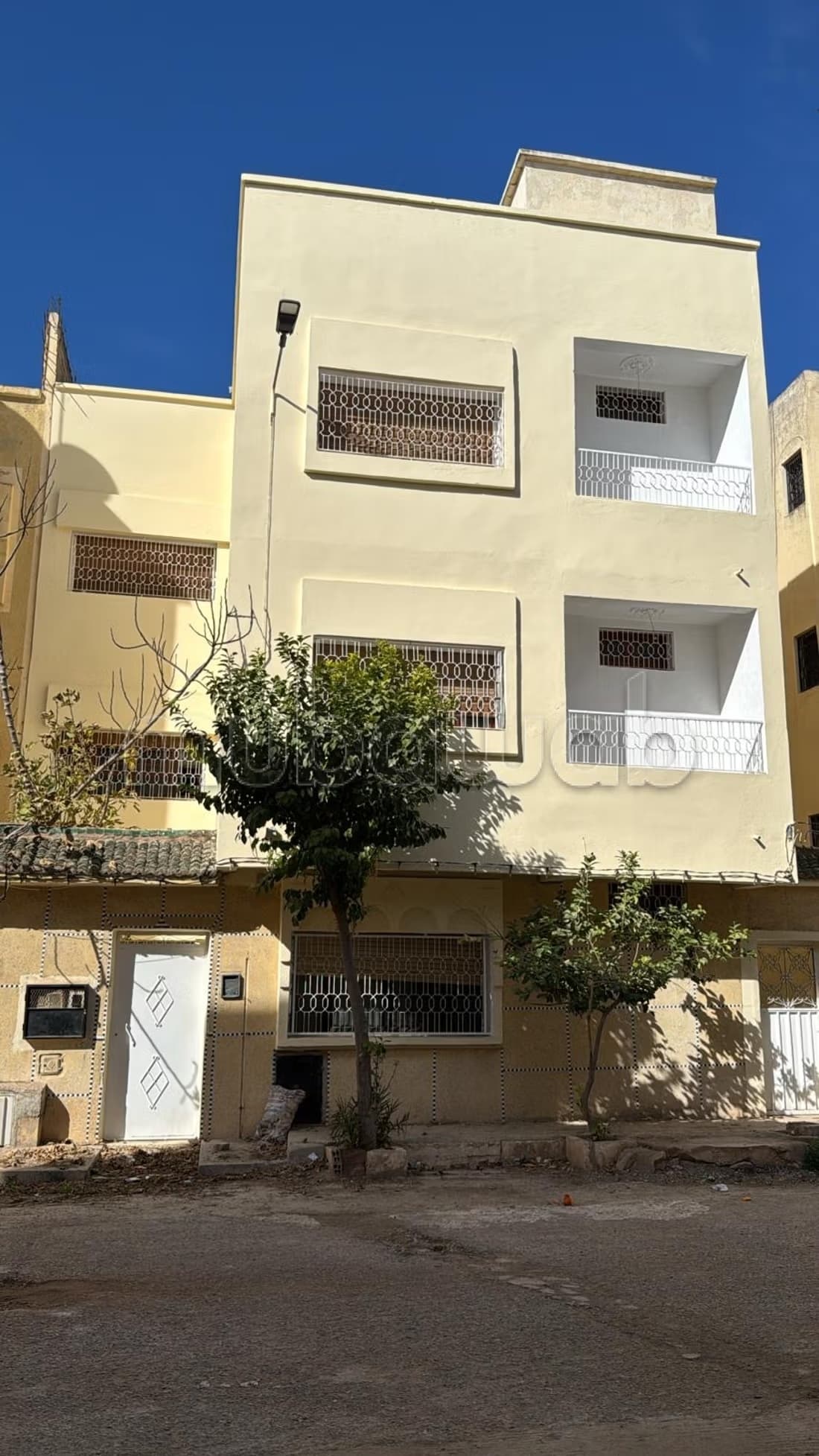 Vente maison à Narjis. 15 pièces. Terrasse et jardin