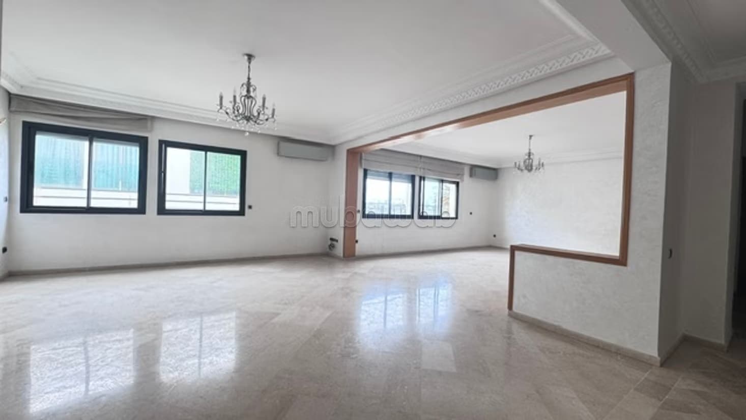 Bel appartement spacieux en hauteur ensoleillé