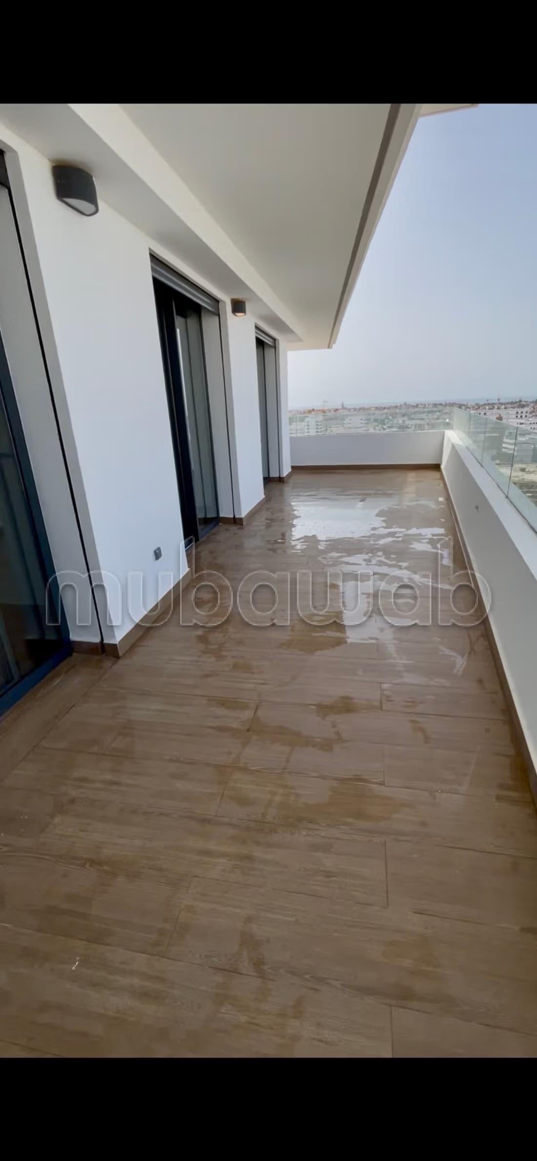 Charmant PENTHOUSE à vendre moderne à cfc