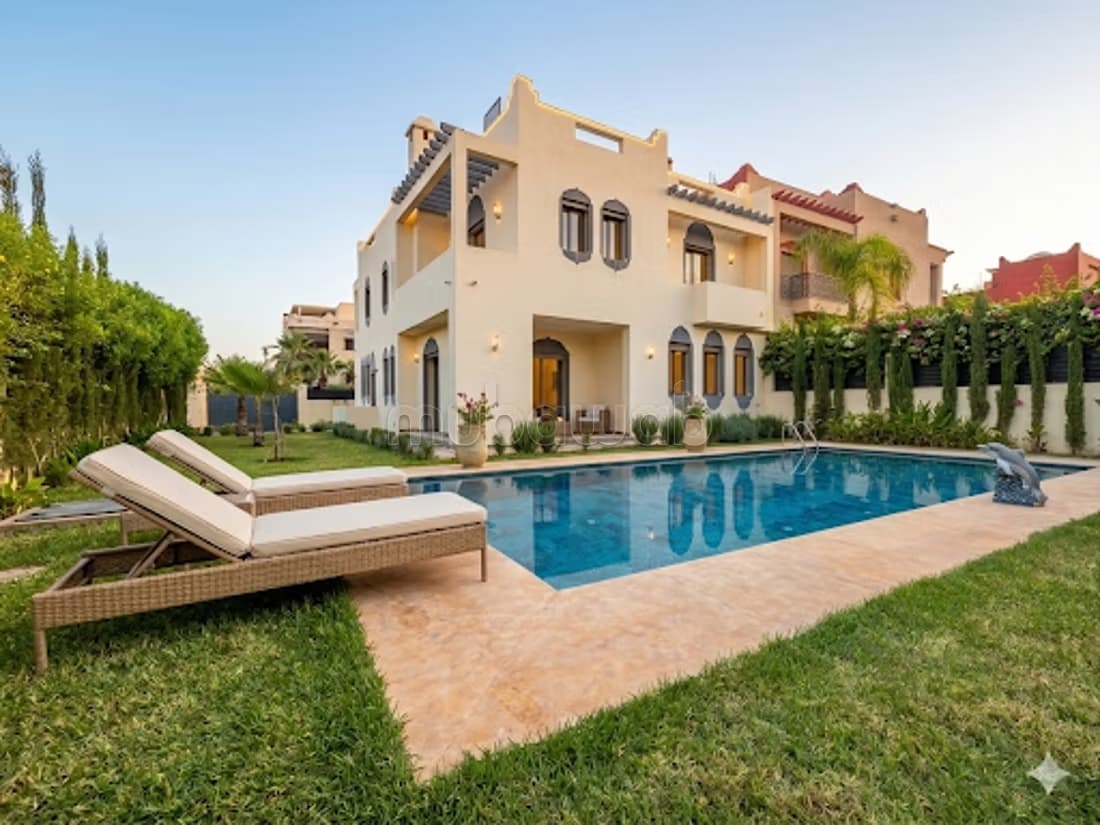 À louer villa avec piscine River palm