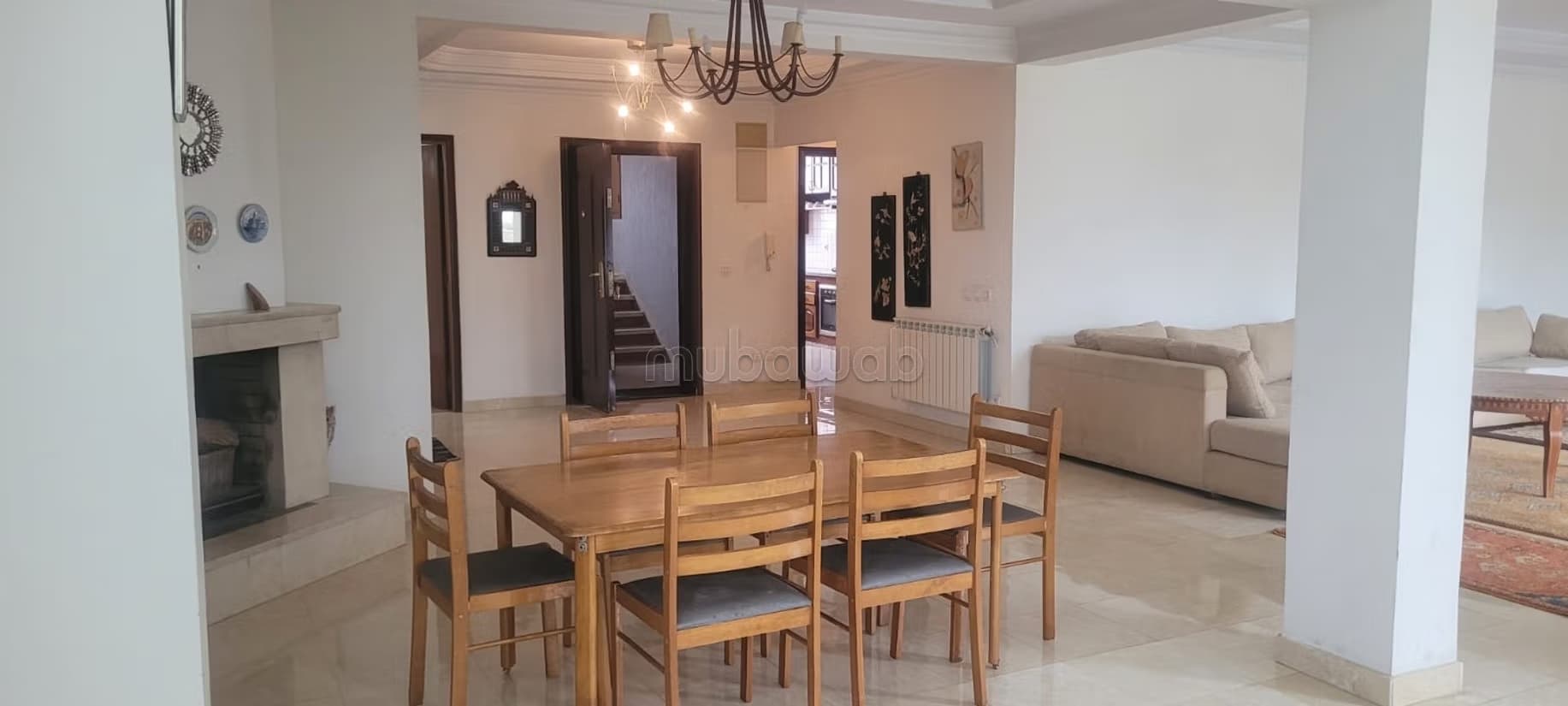 Vend appartement à Agdal. 4 chambres agréables. Avec ascens...