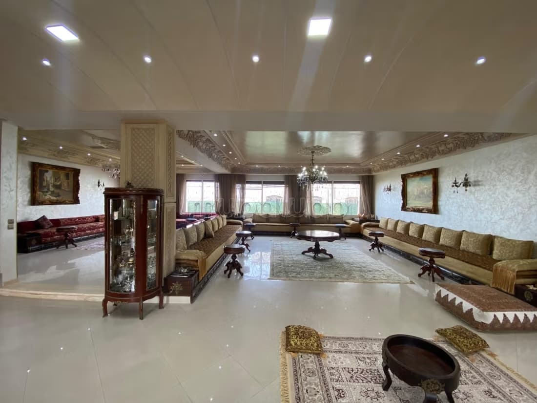 Superbe villa à vendre – Nassim/Route Bousskoura