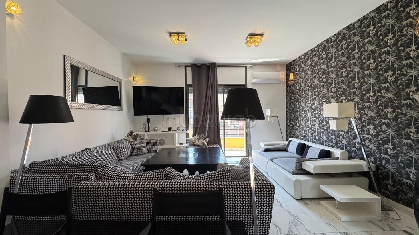 Appartement meublé de 105m2 avec balcon Guéliz