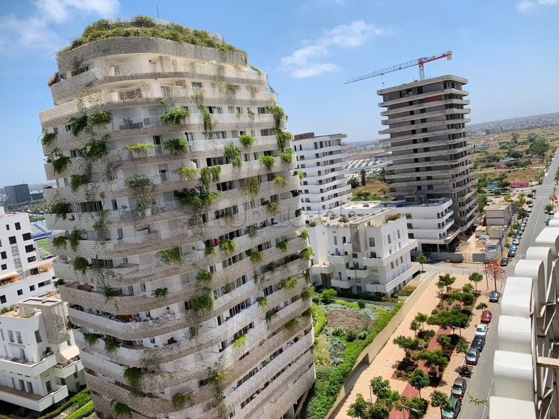 Sublime appartement vide à louer à CFC