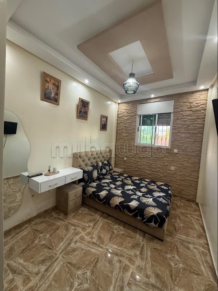 Bel appartement à louer à Agroud Bensarkou. Superficie total...