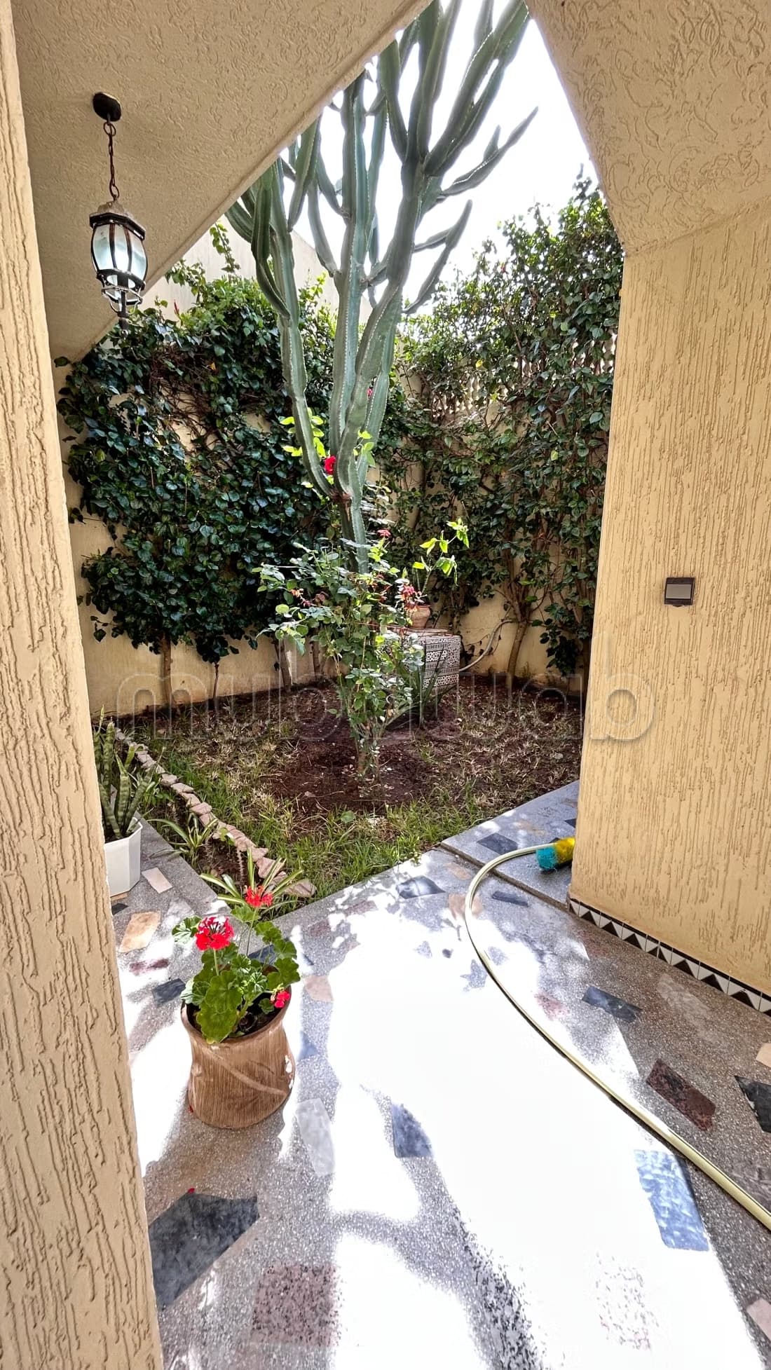 Magnifique villa à vendre à Hay Riad. Surface de 200 m². B...