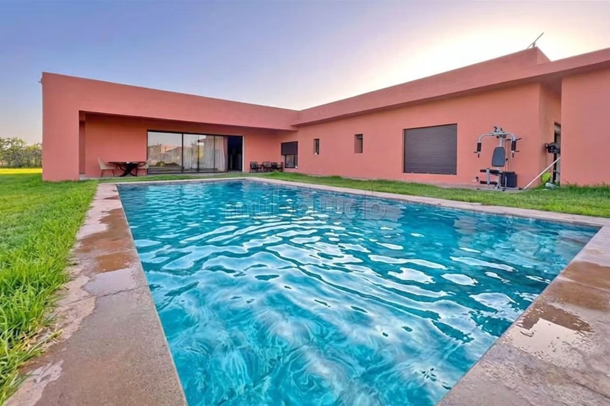 Villa privée 3 suites à louer à l'année