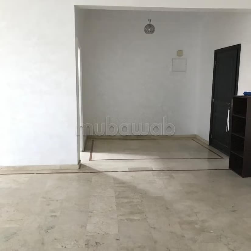 Appartement a loué RDC très bon état très bon empl
