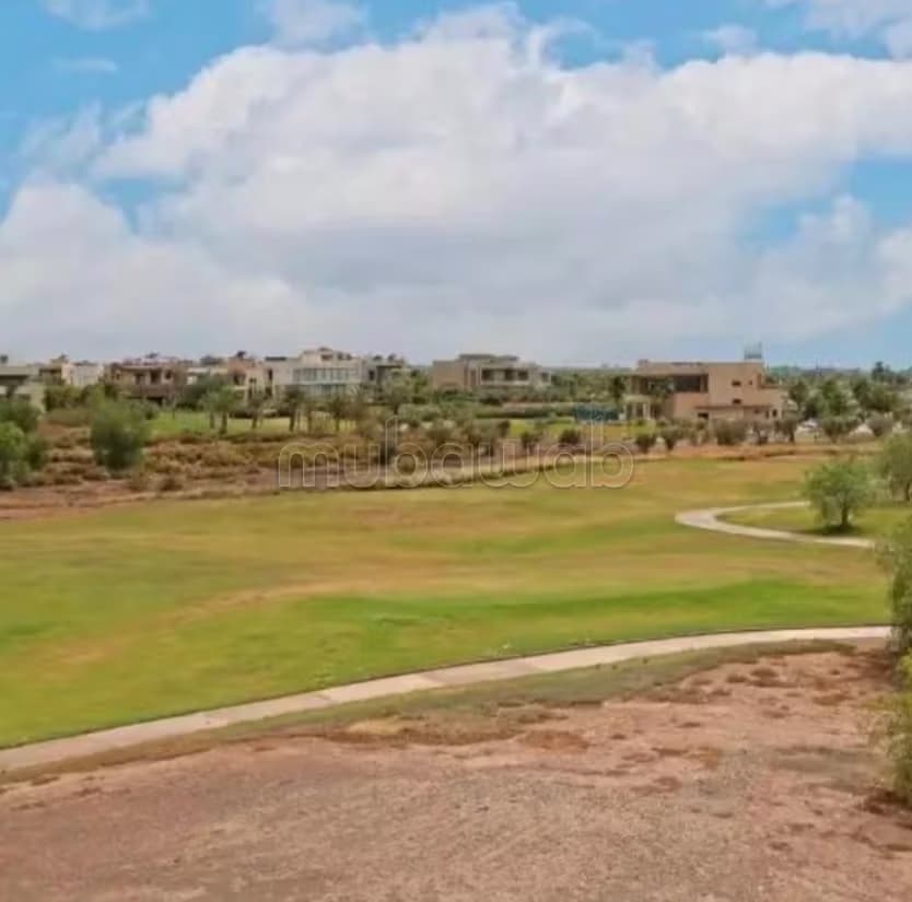 Argan Golf, excellent terrain en vente de 2 façades avec une...