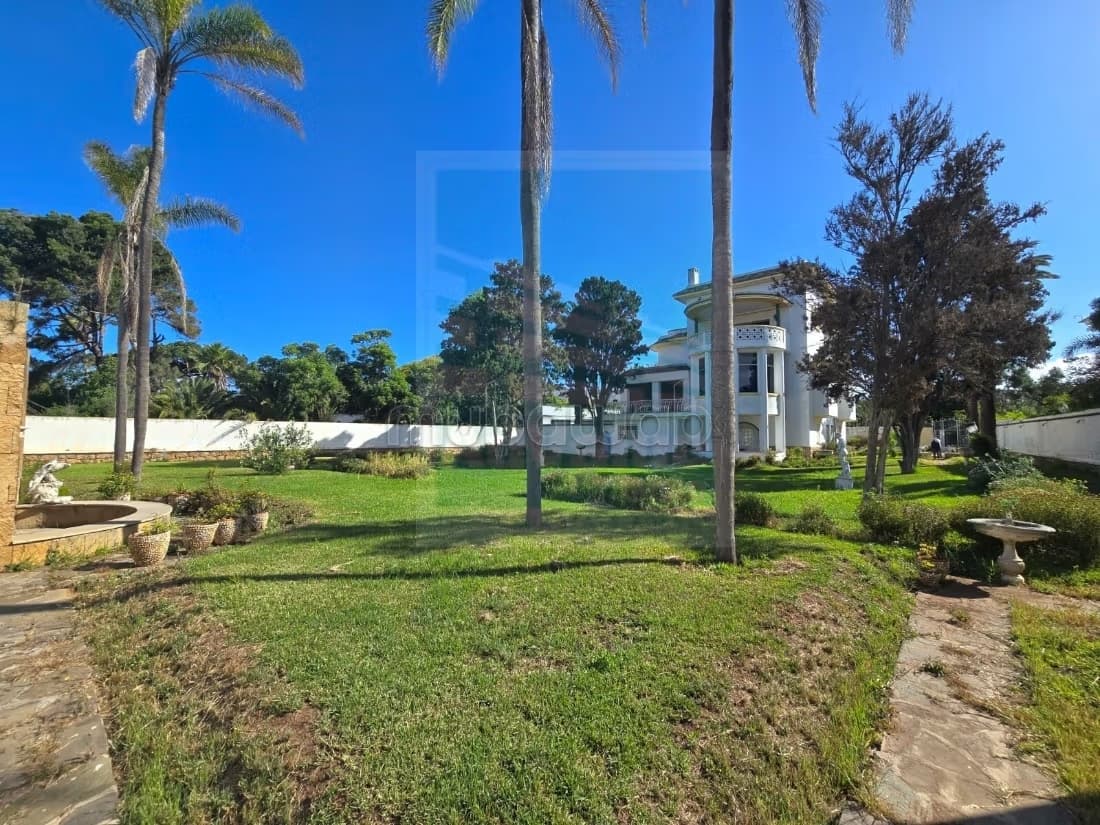 DV. 1023: Villa à vendre sur la colline d’Anfa