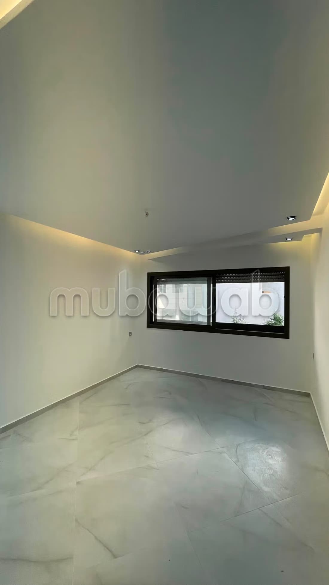 Bel appartement à vendre à Moujahidine. 3 chambres agréables...