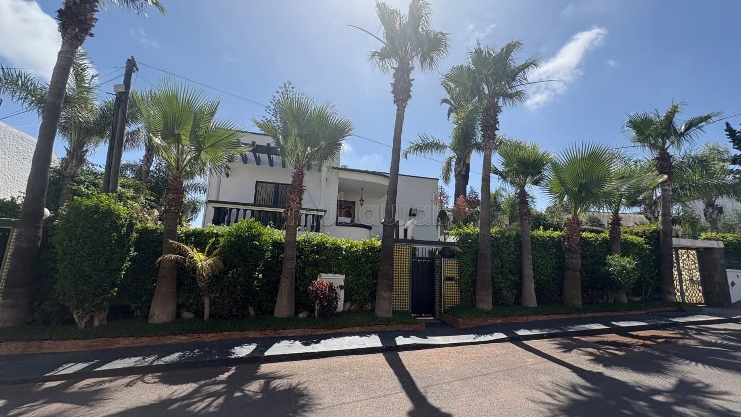 À vendre Villa à démolir au quartier oasis