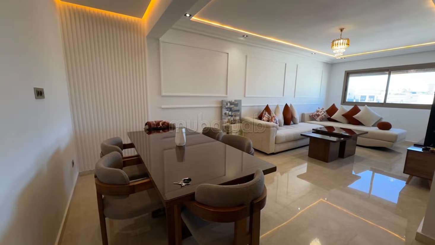Vend appartement à Plateau Al Batha. 3 grandes pièces