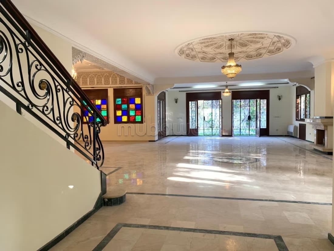 Villa 1150m A Californie