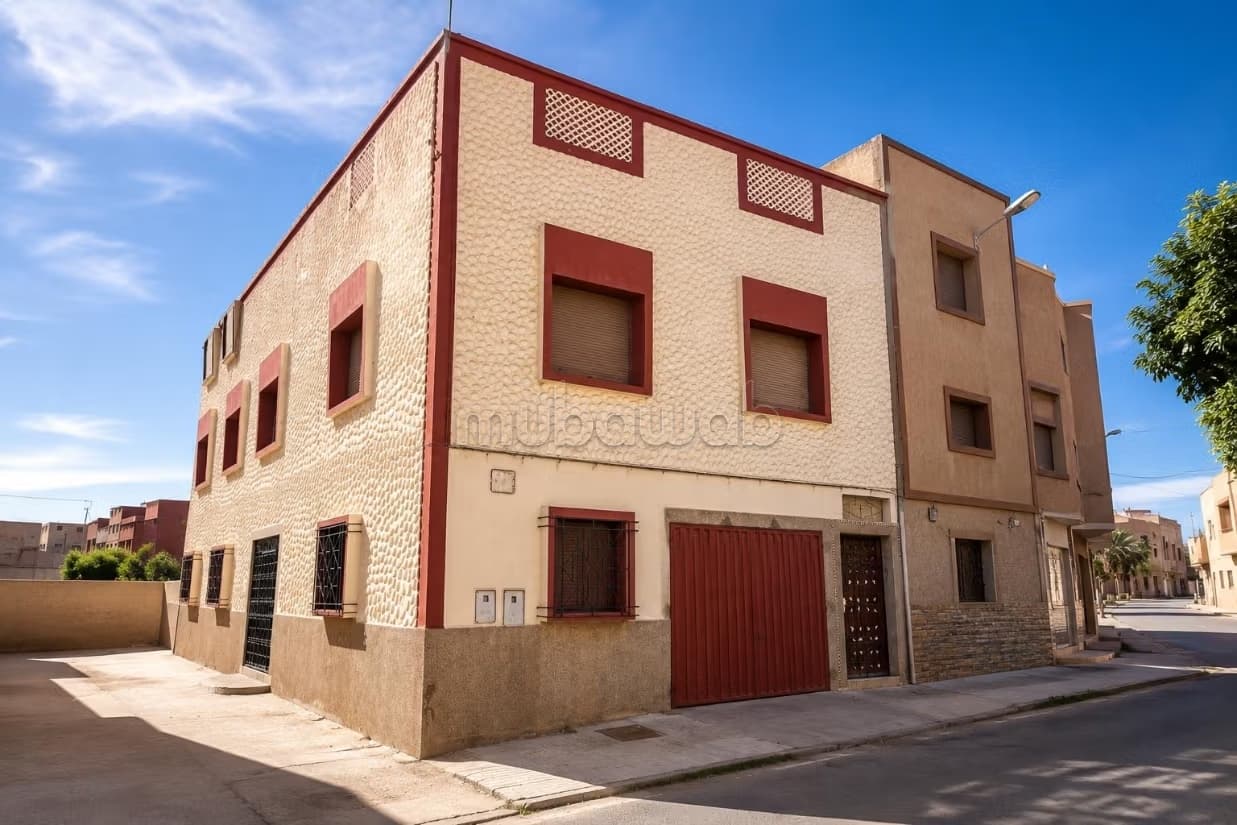 Exclusivité: immeuble de 370 m2 2 unités indépent
